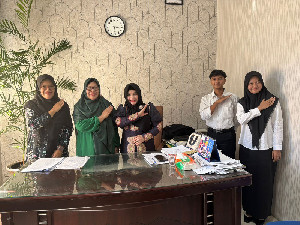 Perkuat Sinergi dengan Pemerintah, Mahasiswa PMI UIN Ar-Raniry Magang di DPMG Aceh