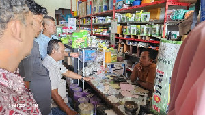 Respons Keluhan Petani, Pemkab Aceh Selatan Turun Langsung Awasi Harga Pupuk Bersubsidi