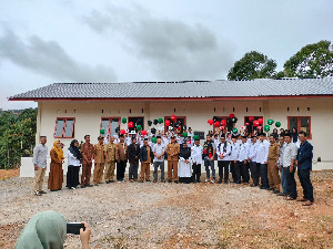 Filantropis Asal Prancis Resmikan 3 RKB MIS Enang-Enang Aceh Tengah