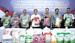 Polri Sita 201 Ton Beras Oplosan Tak Sesuai Standar, Kerugian Capai Rp99,35 Triliun