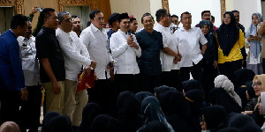 Tanggapi Aksi Unjuk Rasa Nakes RSUDZA, Wagub Fadhlullah: Tuntutan Akan Diproses Sesuai Regulasi