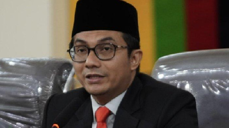 Ketua DPRK Banda Aceh Soroti Persoalan Sampah di Pantai Ulee Lheue