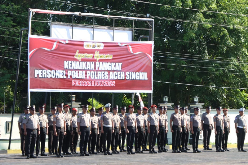 32 Personel Polres Aceh Singkil Naik Pangkat