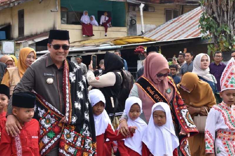 Pemkab Aceh Tengah Hidupkan Tradisi Munyerahni Murid Ku Tengku Guru