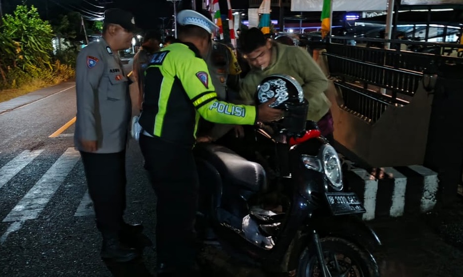 Razia “Besar” Saat Dingin Menusuk Tulang