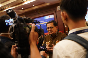 Prof Didin Sebut Capaian Demokrasi Politik RI Tak Berkorelasi Dengan Ekonomi