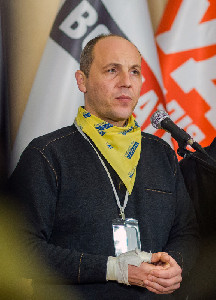 Tokoh Nasionalis Ukraina Andriy Parubiy Tewas Ditembak di Lviv