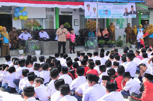 Imunisasi Anak Sekolah di Aceh Tengah Berlangsung Sukses