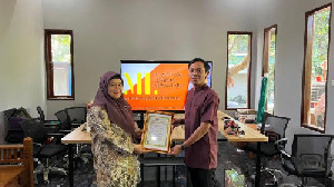 Inovasi Maritim Lokal Rumpon Cerdas Resmi Tersertifikasi TKDN 58,75%