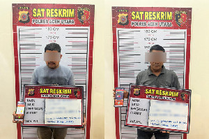 Dua Pria di Aceh Utara Diamankan Polisi Saat Bermain Judi Online di Warkop