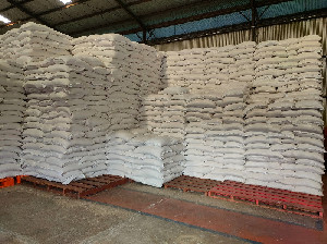 BULOG Aceh Pastikan Stok Aman Meski 4.000 Ton Beras Dikirim ke Medan