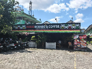 Warung Burjo Borneo, Markas Diskusi Mahasiswa di Jantung Yogyakarta