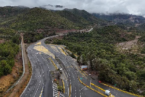 Tragedi Tambang El Teniente Chili: Dua Penambang Tewas, Lima Masih Terjebak