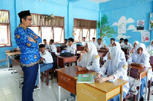 Tinjau Pelaksanaan ANBK 2025, Kadisdik Aceh: Asesmen Ini Cermin Mutu Pendidikan Kita