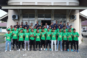 Sekda Aceh Besar Lepas Tim PSAB U-17 Berlaga di Piala Soeratin 2025