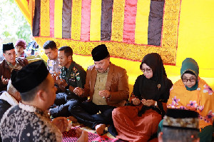 Merawat Tradisi, Bupati TRK Peusijuek Nanggroe Beutong Ateuh Banggalang