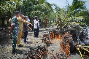 Penanganan Darurat Abrasi di Pantai Naga Permai Jadi Prioritas Pemkab Nagan Raya