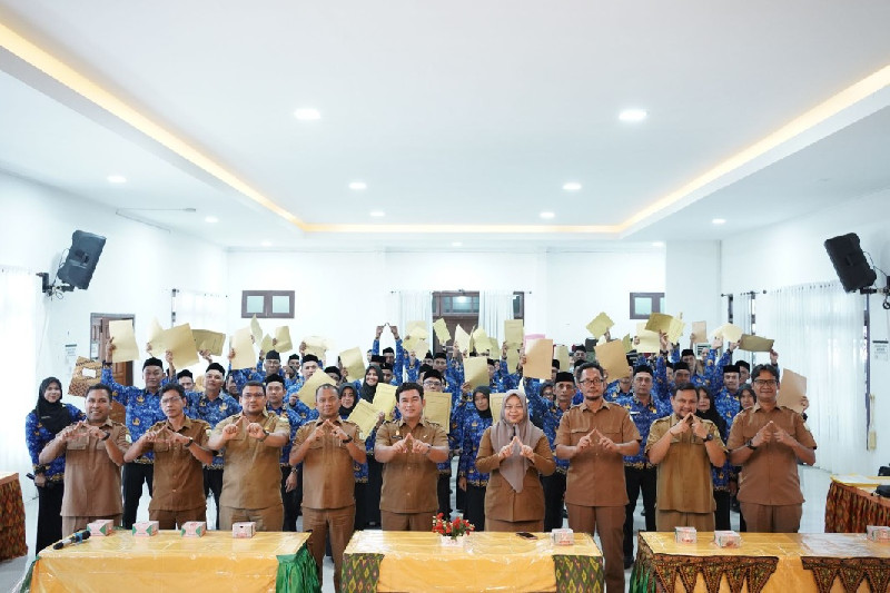 73 Tenaga P3K Disbudpar Aceh Resmi Terima SK Penempatan