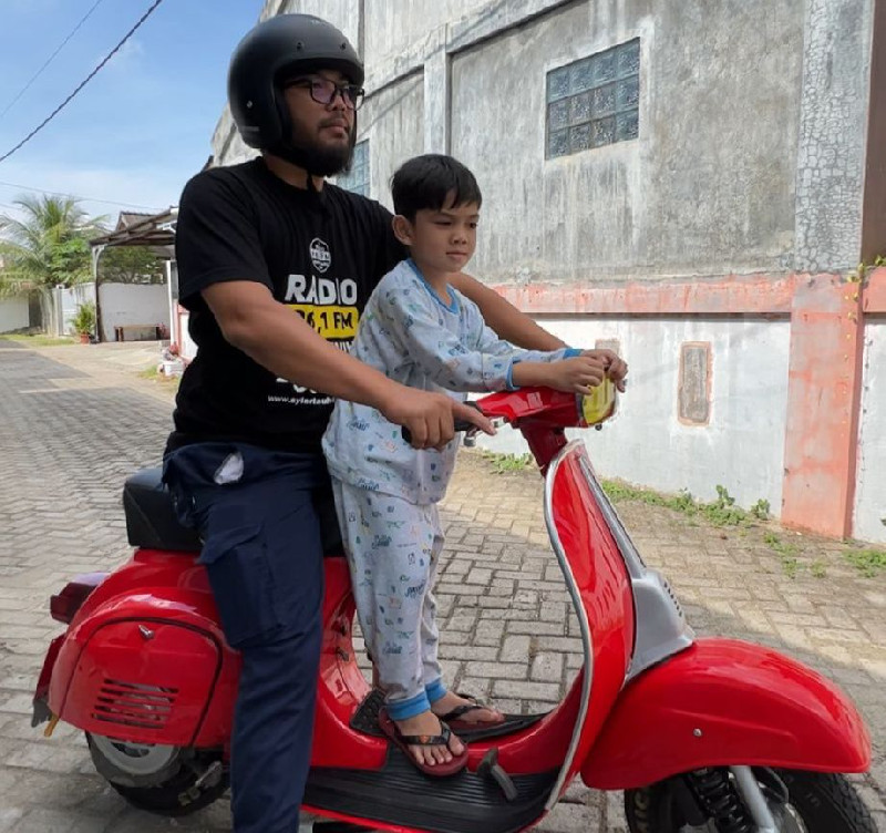 Vespa Klasik, Simbol Nostalgia dan Prestise: Kisah Hari Teguh Patria