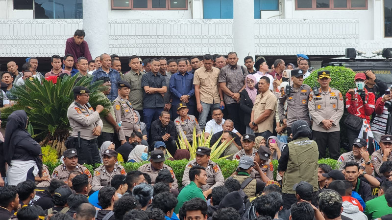 Ketua DPR Aceh dan Krisis Etika Politik : Saatnya Partai Aceh Bertindak