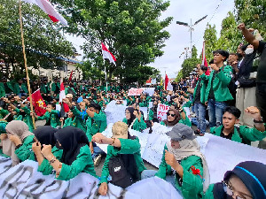 Ratusan Mahasiswa Demo di Lhokseumawe, Tuntut Copot Kapolri hingga Tolak Tunjangan DPR