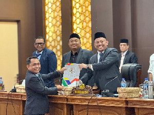 Wakil Bupati Nagan Raya Hadiri Rapat Paripurna DPRK Terkait RPJP 2025-2045