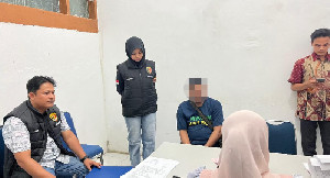 Polres Aceh Selatan Serahkan Tersangka Pemerkosaan Anak Kandung  ke Kejari