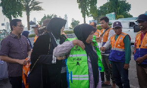 Jukir di Kota Banda Aceh Dapat Atribut Parkir Baru