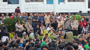 Ketua DPRA Tegaskan Dukungan Penuh Tujuh Tuntutan Rakyat Aceh