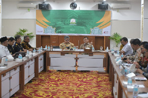 Wagub Fadhlullah Hadiri Rapat Koordinasi, Bahas Rencana Operasional Pelayaran Krueng Geukueh-Penang