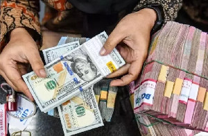 Rupiah Melemah ke Rp16.750, Yield SBN Naik, Modal Asing Keluar Rp2,7 T