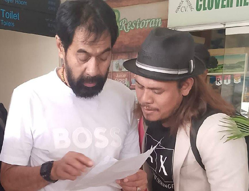 Mualem Angkat Abu Salam sebagai Penasehat Bidang Investasi dan Hubungan Luar Negeri