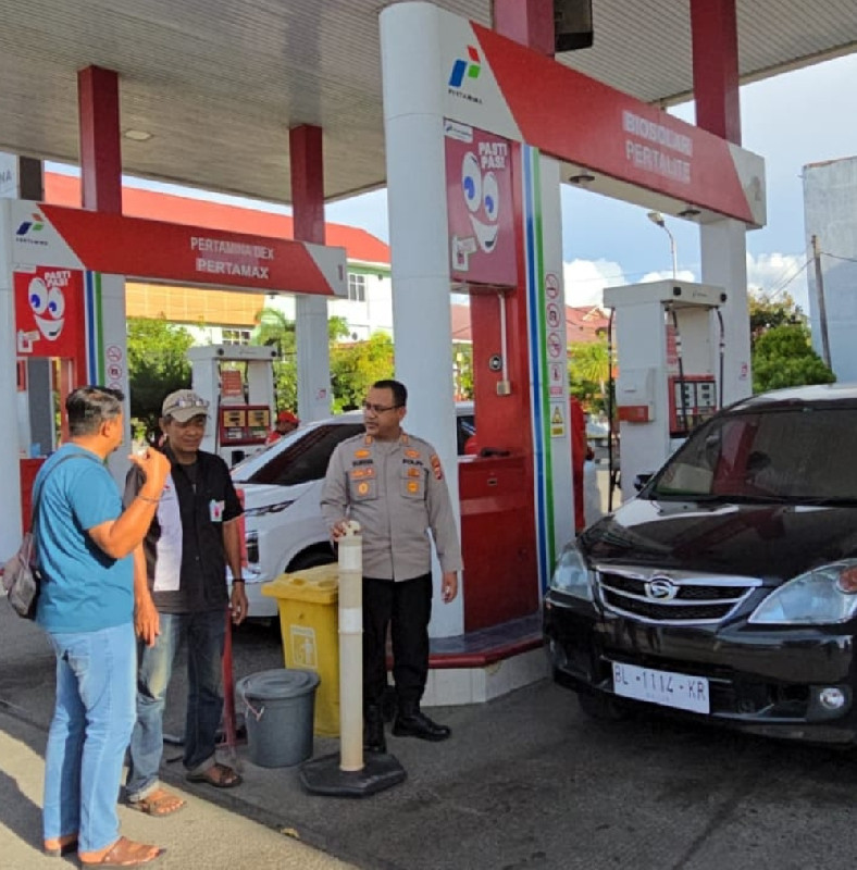 Kelangkaan BBM, Polresta Banda Aceh Pantau Sejumlah SPBU