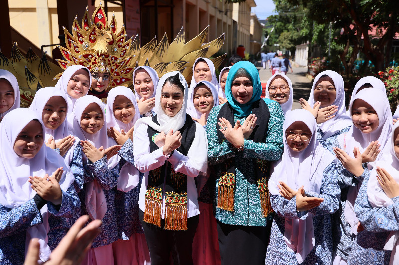 SMA 10 Fajar Harapan Diresmikan Jadi SMA Unggul Garuda Transformasi