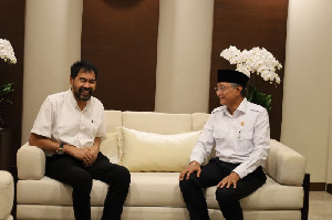 Mualem Bahas Tindak Lanjut Pembangunan Terowongan Geurutee dan Jalan Tol dengan Menteri PU