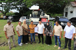 10 Kelompok Tani di Lhokseumawe Dapat Bantuan Alsintan dari Kementerian Pertanian
