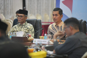 Sekda Aceh dan Forbes DPR/DPD RI Gelar Pembahasan Perubahan UUPA dan Dana Otsus