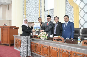 Dewan Minta Pemko Banda Aceh Petakan Potensi dan Sederhanakan Perizinan