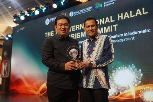 Pemerintah Aceh Raih Dua Penghargaan Indonesia Muslim Travel Index 2025