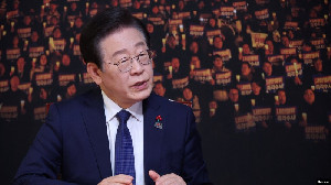 Presiden Korea Selatan Minta Maaf atas Skandal Adopsi Internasional