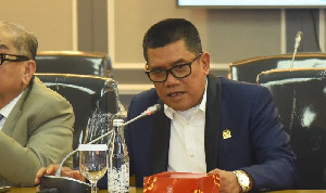 Kecam Tindakan Aparat di Pesawat Garuda, Muslim Ayub: Kapolri Harus Bertindak Tegas!