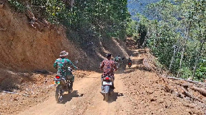 TMMD Buka Akses Jalan, Hutan Belantara Disulap Jadi Jalur Transportasi Petani