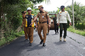 Bupati Iskandar Al-Farlaky Kucurkan Rp48 Miliar untuk Jalan dan Jembatan di Aceh Timur