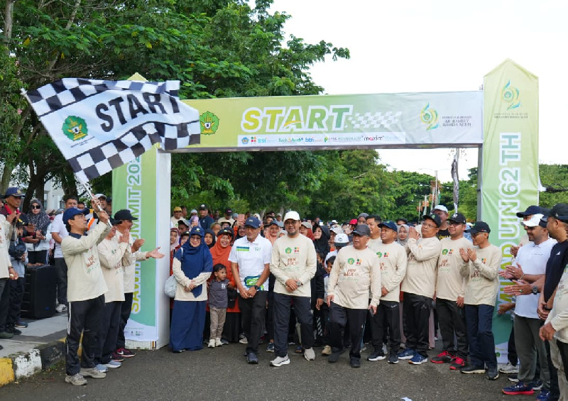 Semarak Milad ke-62, UIN Ar-Raniry Gelar Jalan Sehat