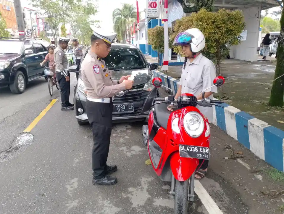 Ops Zebra Seulawah 2025, Satlantas Aceh Barat keluarkan 14 Tilang dan 20 Teguran