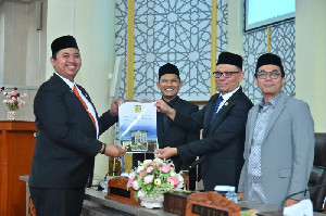 Fraksi PKS Minta Walikota Tambah Anggaran untuk Perbaiki Jalan Berlubang di Banda Aceh