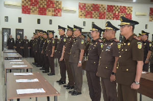 Kajati Aceh Lantik Wakajati, 5 Asisten, dan 15 Kajari