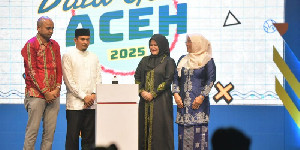 Remaja Aceh Tunjukkan Kreativitas dan Inspirasi di Malam Puncak Duta GenRe 2025