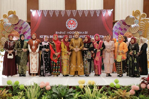 Motif Dheun Bungoeng Sagoe Lhokseumawe Jadi Sorotan dalam Rakor Dekranasda Aceh