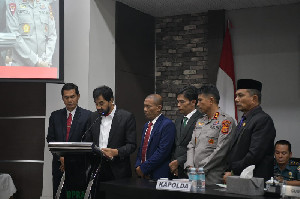 Mualem Tetapkan Aceh Darurat Bencana